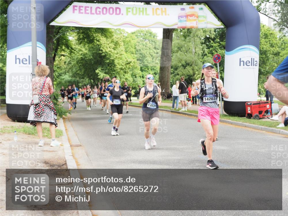 29.06.2025 - hella hamburg halbmarathon MichiJ http://msf.ph/oto/8265272 29.06.2025 10:54:25 Zwischen KM18-KM19 3488, 4220, 6196, 14203, 16539, 16723 meine-sportfotos.de