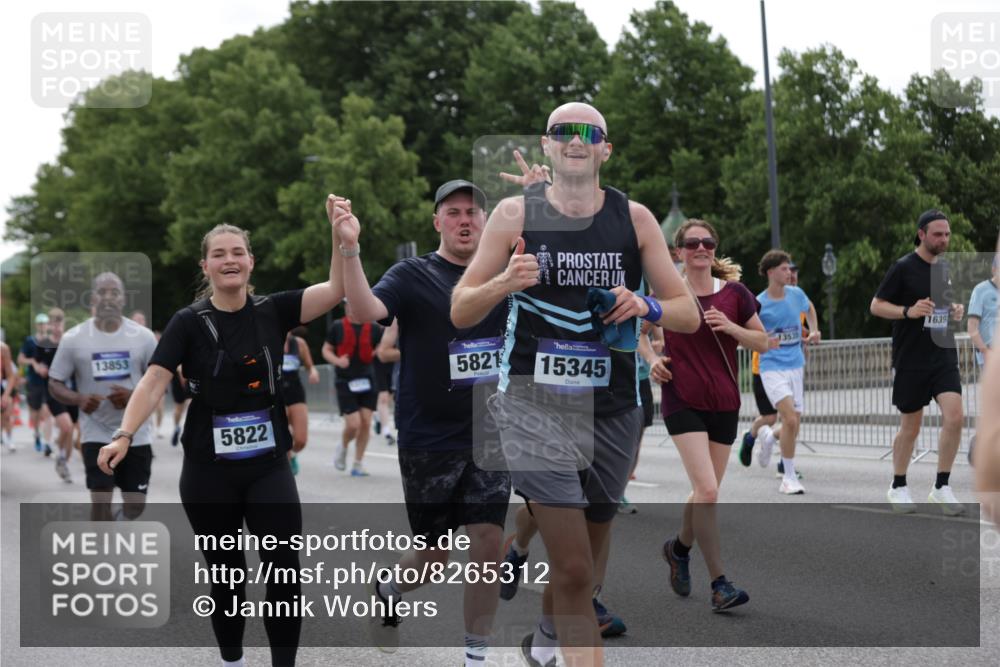 29.06.2025 - hella hamburg halbmarathon Jannik Wohlers http://msf.ph/oto/8265312 29.06.2025 10:33:23 Lombardsbrücke 1189, 1275, 1417, 1896, 2342, 2482, 3170, 3264, 3340, 3345, 3560, 4361, 4433, 4449, 4479, 4696, 4942, 5075, 5096, 5141, 5557, 5566, 5569, 5691, 5821, 5822, 5887, 6109, 6364, 6515, 6516, 6854, 6956, 7027, 7565, 7653, 8021, 8157, 8202, 8282, 8375, 8377, 8383, 8401, 9094, 9234, 9438, 9799, 9875, 9995, 10007, 10071, 10561, 11092, 11111, 11237, 11338, 11453, 11546, 11676, 11827, 11928, 12237, 12238, 12562, 12652, 12835, 12855, 13535, 13601, 13741, 13853, 13934, 14032, 14098 meine-sportfotos.de