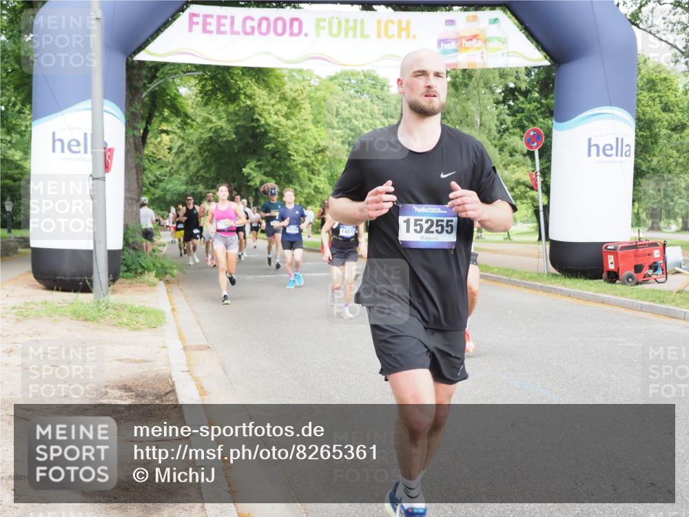 29.06.2025 - hella hamburg halbmarathon MichiJ http://msf.ph/oto/8265361 29.06.2025 10:30:31 Zwischen KM18-KM19 1675, 6593, 6639, 7105, 7693, 12588, 14811, 15255, 15328, 15654, 15846, 16507, 17032, 17637 meine-sportfotos.de