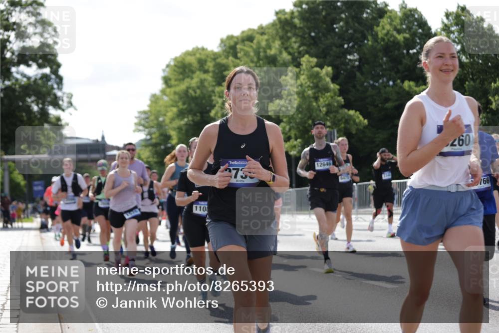 29.06.2025 - hella hamburg halbmarathon Jannik Wohlers http://msf.ph/oto/8265393 29.06.2025 09:59:54 Lombardsbrücke 1019, 1180, 1239, 1526, 1544, 1681, 2027, 2086, 2099, 2159, 2346, 2426, 2447, 2606, 2652, 2730, 3042, 3177, 3181, 3319, 3861, 3898, 4419, 4594, 4632, 4796, 4813, 4940, 5272, 5728, 6082, 6084, 6104, 6220, 6260, 6470, 6581, 6891, 7159, 7786, 8394, 8531, 9450, 9622, 10044, 10268, 10534, 10582, 10587, 10742, 10766, 10788, 10797, 11083, 11158, 11159, 11324, 11499, 11527, 11846, 11960, 11992, 12213, 12646, 12773, 12774, 13234, 13236, 13512, 13993, 14135 meine-sportfotos.de