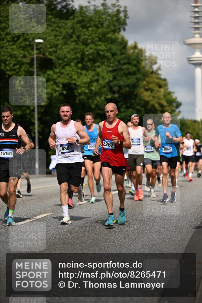 29.06.2025 - hella hamburg halbmarathon Dr. Thomas Lammeyer http://msf.ph/oto/8265471 29.06.2025 09:52:17 Kennedybrücke 1042, 1571, 2262, 2399, 3480, 3547, 4062, 4359, 4381, 5003, 5307, 6047, 6993, 7152, 7310, 7482, 8002, 8121, 8571, 9403, 9640, 9643, 10190, 10451, 10738, 10877, 11106, 11423 meine-sportfotos.de