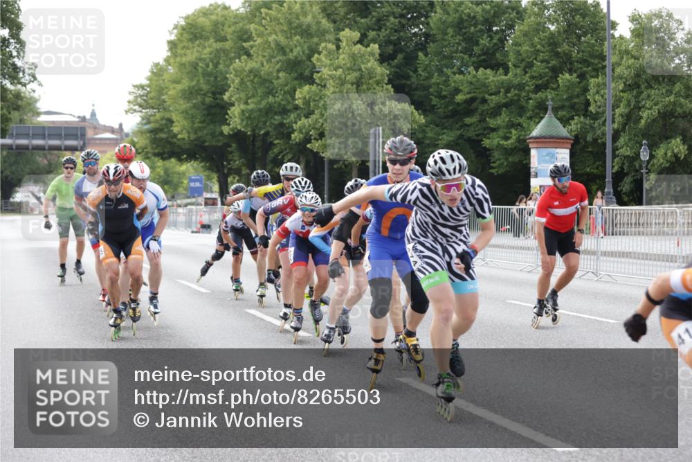 29.06.2025 - hella hamburg halbmarathon Jannik Wohlers http://msf.ph/oto/8265503 29.06.2025 08:50:43 Lombardsbrücke  meine-sportfotos.de
