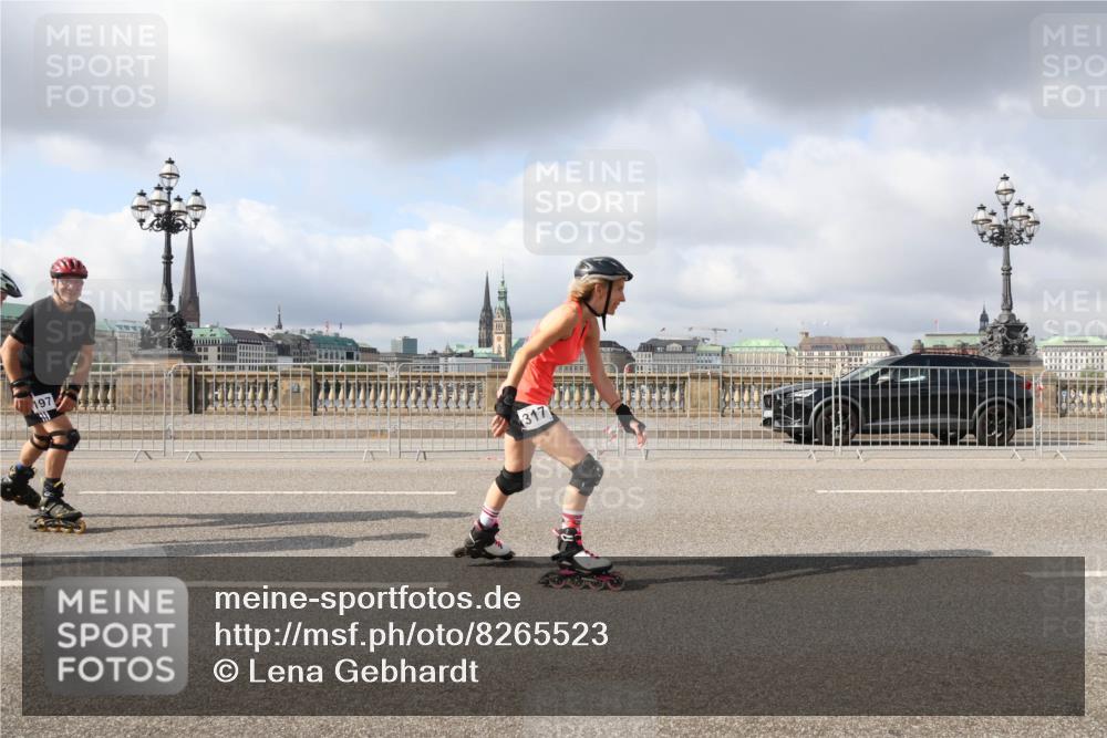 29.06.2025 - hella hamburg halbmarathon Lena Gebhardt http://msf.ph/oto/8265523 29.06.2025 09:04:34 Lombardsbrücke  meine-sportfotos.de