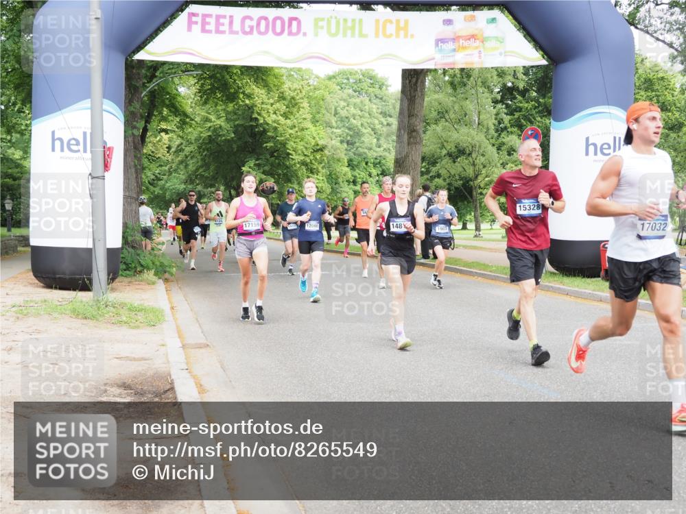 29.06.2025 - hella hamburg halbmarathon MichiJ http://msf.ph/oto/8265549 29.06.2025 10:30:32 Zwischen KM18-KM19 1675, 1903, 6639, 7105, 7363, 7693, 12588, 14811, 15255, 15328, 15654, 15846, 16507, 17032, 17637 meine-sportfotos.de