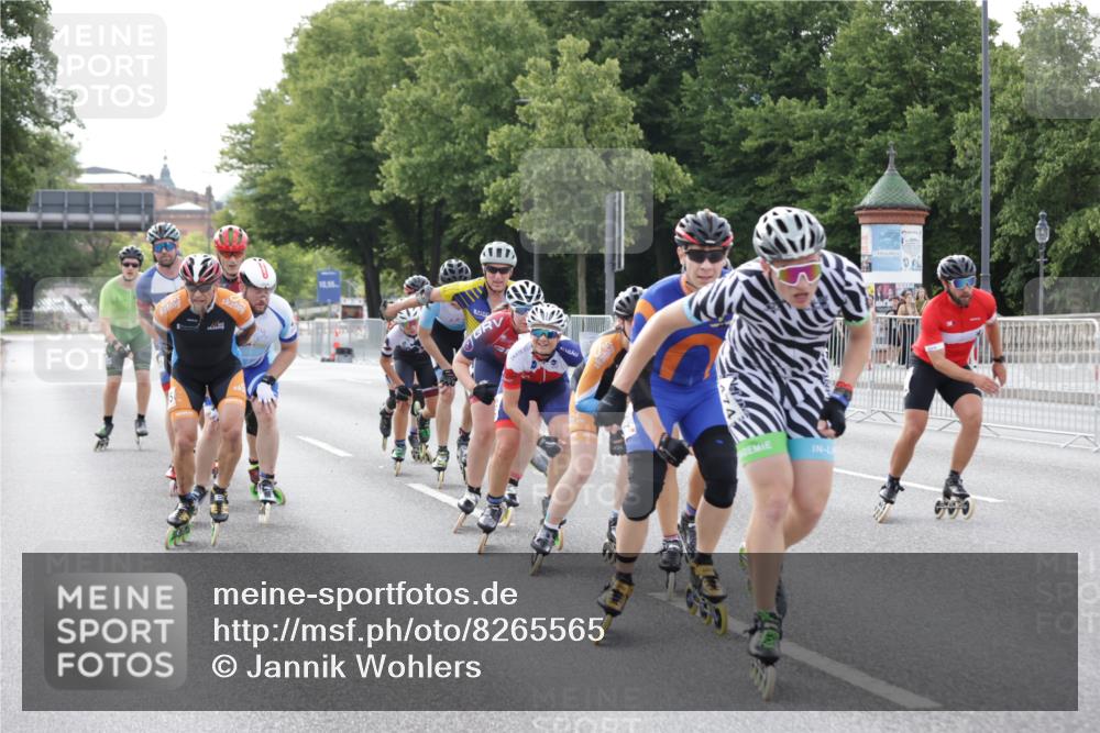 29.06.2025 - hella hamburg halbmarathon Jannik Wohlers http://msf.ph/oto/8265565 29.06.2025 08:50:43 Lombardsbrücke  meine-sportfotos.de