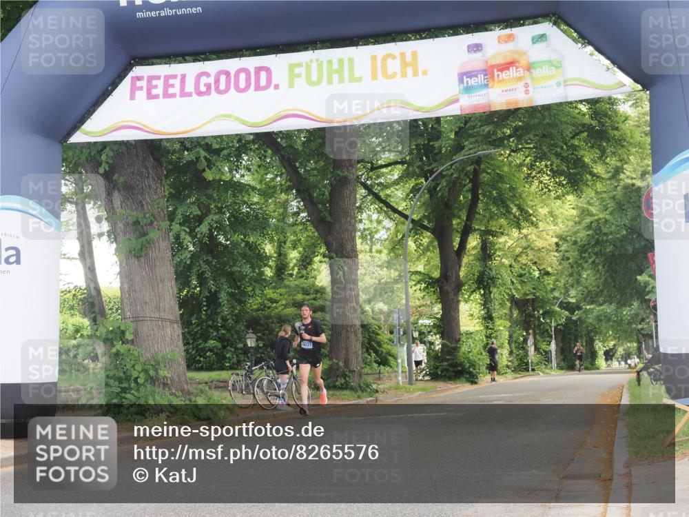 29.06.2025 - hella hamburg halbmarathon KatJ http://msf.ph/oto/8265576 29.06.2025 10:05:31 Zwischen KM18-KM19  meine-sportfotos.de
