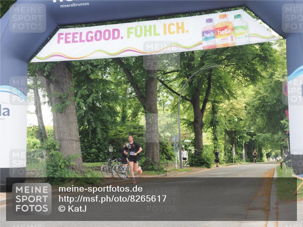 29.06.2025 - hella hamburg halbmarathon KatJ http://msf.ph/oto/8265617 29.06.2025 10:05:31 Zwischen KM18-KM19  meine-sportfotos.de