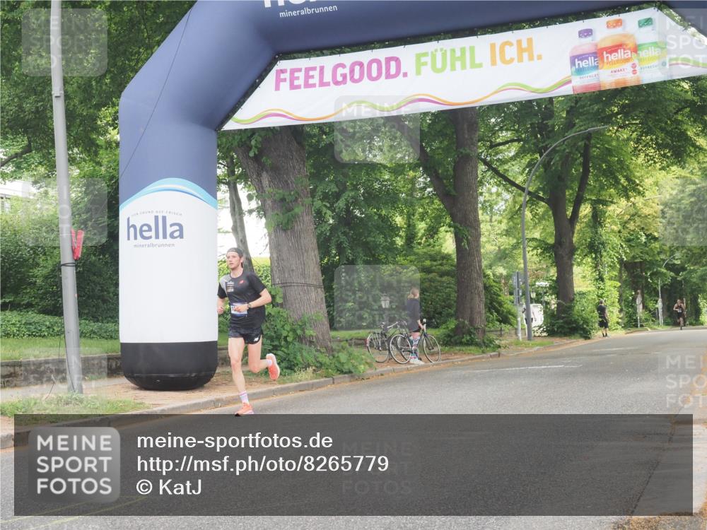 29.06.2025 - hella hamburg halbmarathon KatJ http://msf.ph/oto/8265779 29.06.2025 10:05:33 Zwischen KM18-KM19  meine-sportfotos.de