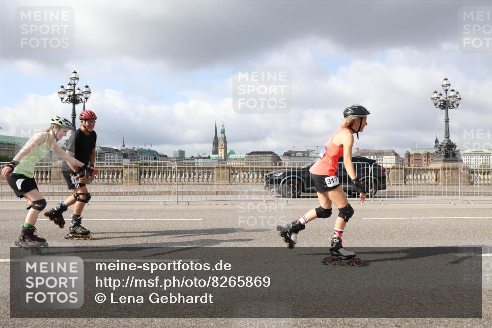 29.06.2025 - hella hamburg halbmarathon Lena Gebhardt http://msf.ph/oto/8265869 29.06.2025 09:04:34 Lombardsbrücke  meine-sportfotos.de