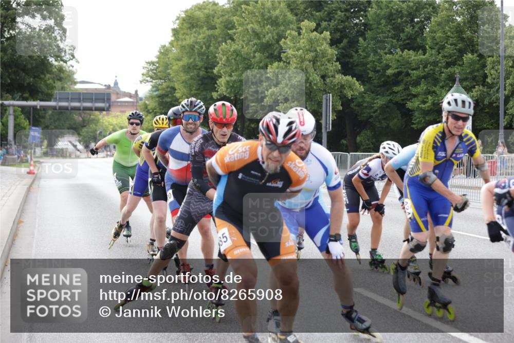 29.06.2025 - hella hamburg halbmarathon Jannik Wohlers http://msf.ph/oto/8265908 29.06.2025 08:50:44 Lombardsbrücke  meine-sportfotos.de