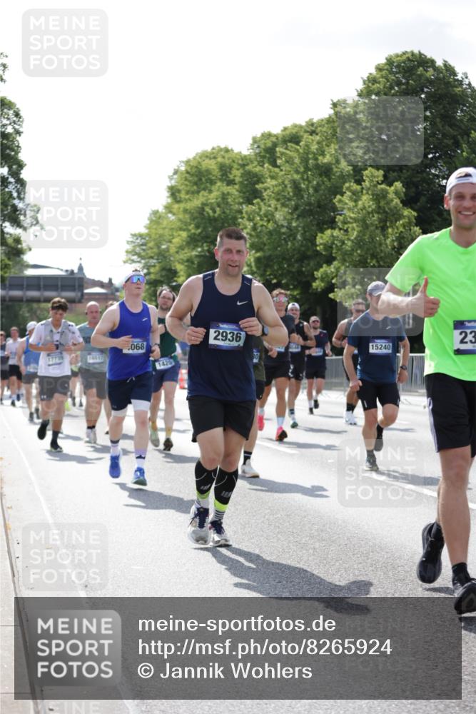 29.06.2025 - hella hamburg halbmarathon Jannik Wohlers http://msf.ph/oto/8265924 29.06.2025 10:00:46 Lombardsbrücke 1130, 1387, 1420, 1726, 2006, 2091, 2354, 2363, 2490, 2936, 3625, 3740, 4068, 4238, 4249, 4370, 4708, 6147, 0000, 6487, 6531, 6591, 6835, 7658, 7846, 8045, 8046, 9932, 10188, 10383, 11465, 11937, 12196, 12206, 12261, 13287, 13516, 15083, 15240, 15527, 15726, 15838, 16401, 16517, 16530, 16594, 16602, 16786, 17387, 17543, 17739, 18029, 18327, 18355, 18452, 18759, 18796 meine-sportfotos.de