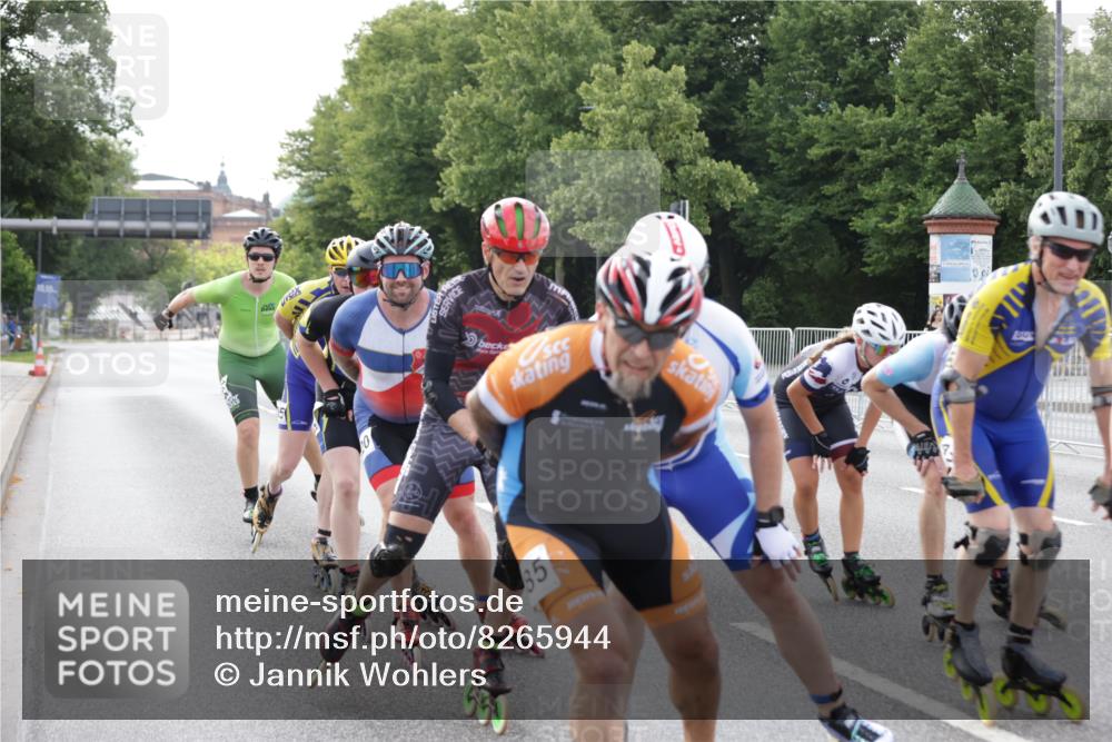 29.06.2025 - hella hamburg halbmarathon Jannik Wohlers http://msf.ph/oto/8265944 29.06.2025 08:50:44 Lombardsbrücke  meine-sportfotos.de