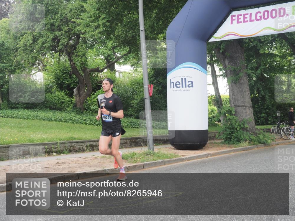 29.06.2025 - hella hamburg halbmarathon KatJ http://msf.ph/oto/8265946 29.06.2025 10:05:34 Zwischen KM18-KM19  meine-sportfotos.de