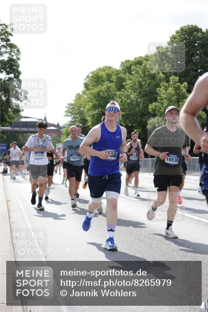 29.06.2025 - hella hamburg halbmarathon Jannik Wohlers http://msf.ph/oto/8265979 29.06.2025 10:00:47 Lombardsbrücke 1130, 1387, 1420, 1726, 2006, 2091, 2354, 2363, 2490, 2936, 3625, 4068, 4238, 4249, 4319, 4370, 0000, 6487, 6531, 6591, 6835, 6924, 7658, 7846, 8045, 8046, 9932, 10188, 10383, 11465, 11937, 12196, 12206, 12261, 13287, 13516, 15083, 15240, 15527, 15726, 15838, 16401, 16517, 16530, 16594, 16602, 16786, 17387, 17543, 17739, 18029, 18327, 18355, 18452, 18759, 18796 meine-sportfotos.de