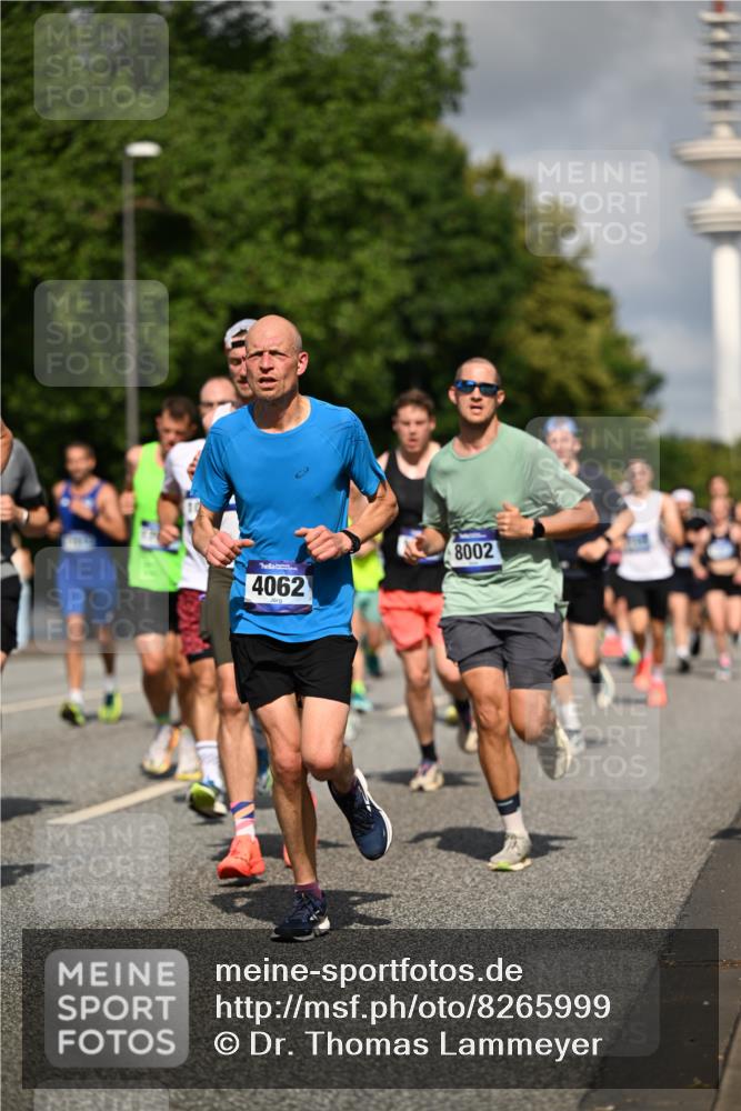 29.06.2025 - hella hamburg halbmarathon Dr. Thomas Lammeyer http://msf.ph/oto/8265999 29.06.2025 09:52:20 Kennedybrücke 1042, 1571, 2262, 3480, 3547, 4062, 4359, 4381, 5003, 5307, 6047, 6993, 7310, 7482, 8002, 8121, 8571, 9640, 9643, 10190, 10451, 10738, 10877, 11106, 11423 meine-sportfotos.de