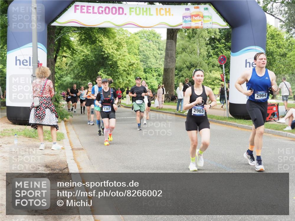 29.06.2025 - hella hamburg halbmarathon MichiJ http://msf.ph/oto/8266002 29.06.2025 10:54:32 Zwischen KM18-KM19 2963, 2964, 4014, 5363, 9967, 11088, 11355, 11641, 16824, 16976, 17062 meine-sportfotos.de