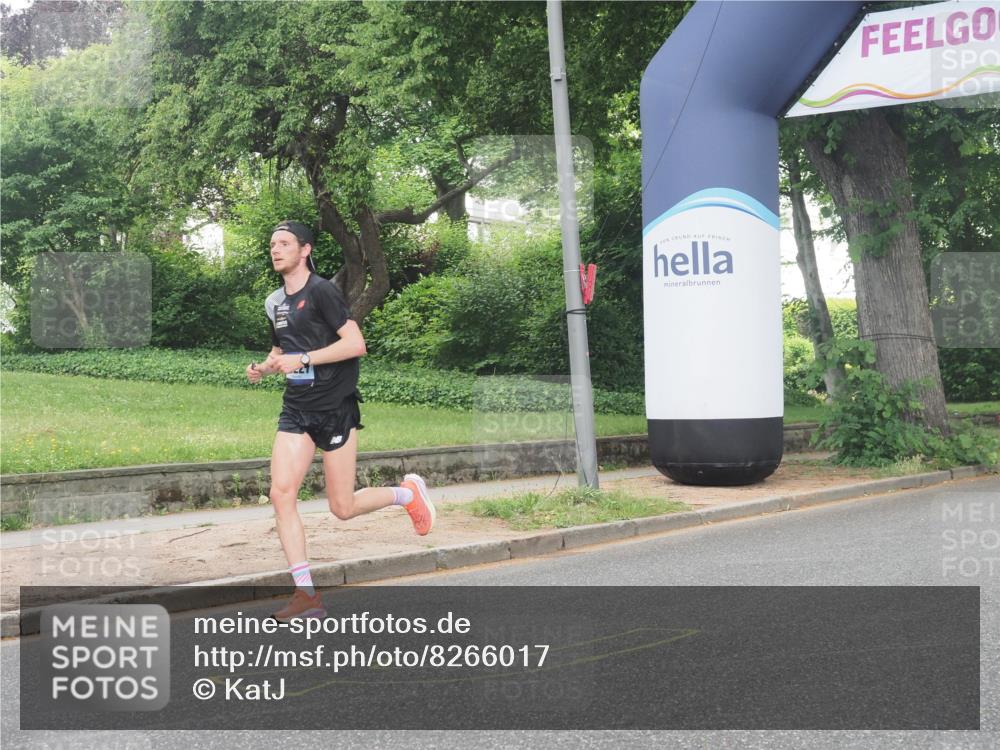 29.06.2025 - hella hamburg halbmarathon KatJ http://msf.ph/oto/8266017 29.06.2025 10:05:34 Zwischen KM18-KM19  meine-sportfotos.de