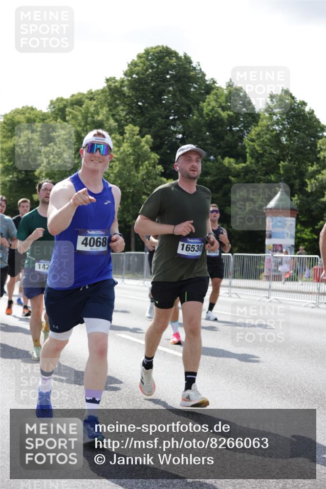 29.06.2025 - hella hamburg halbmarathon Jannik Wohlers http://msf.ph/oto/8266063 29.06.2025 10:00:48 Lombardsbrücke 1130, 1387, 1420, 1726, 2006, 2091, 2354, 2363, 2490, 2936, 3625, 4068, 4238, 4249, 4319, 4370, 0000, 6487, 6531, 6591, 6835, 6924, 7658, 7846, 8045, 8046, 9932, 10188, 10383, 10576, 11465, 11937, 12196, 12206, 12261, 13287, 13516, 15083, 15240, 15527, 15726, 15838, 16401, 16517, 16530, 16594, 16602, 16786, 17387, 17543, 17739, 18029, 18327, 18355, 18452, 18759, 18796, 18833, 19002, 19003 meine-sportfotos.de
