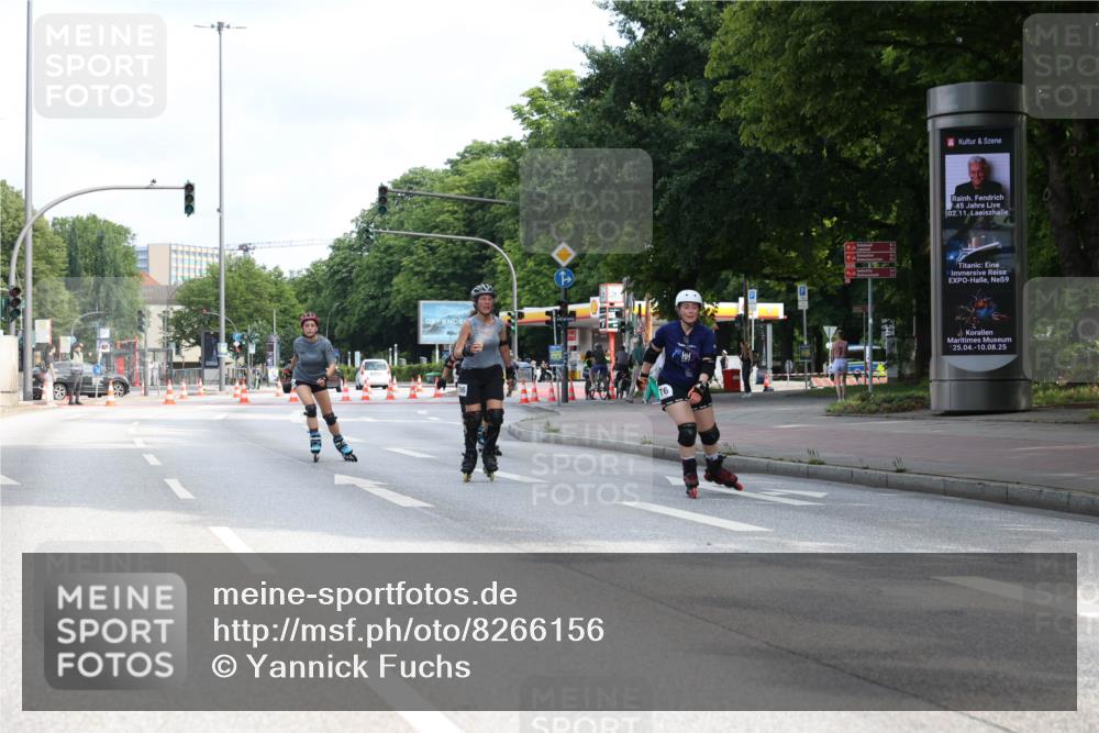 29.06.2025 - hella hamburg halbmarathon Yannick Fuchs http://msf.ph/oto/8266156 29.06.2025 09:39:18 20KM 45, 02, 11, 9, 25, 04, 10, 08, 25 meine-sportfotos.de