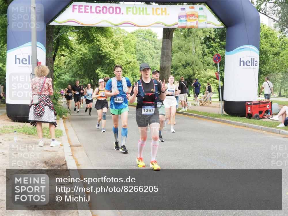 29.06.2025 - hella hamburg halbmarathon MichiJ http://msf.ph/oto/8266205 29.06.2025 10:54:34 Zwischen KM18-KM19 1367, 2963, 2964, 4014, 5363, 9967, 11088, 11355, 11641, 15945, 16824, 16976, 17062 meine-sportfotos.de