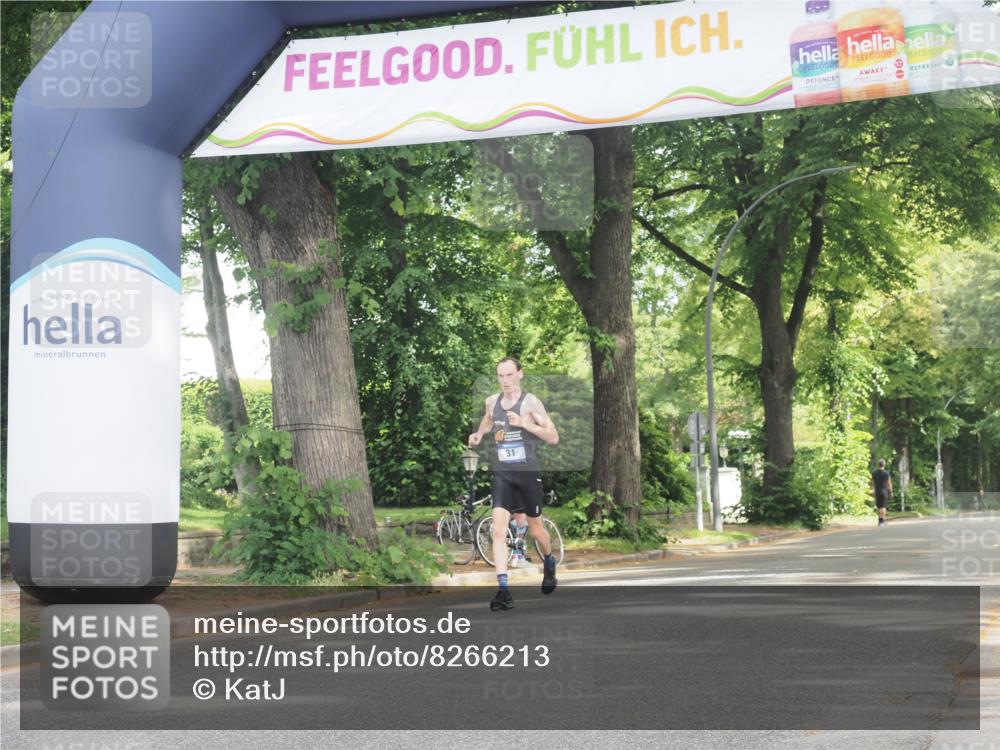 29.06.2025 - hella hamburg halbmarathon KatJ http://msf.ph/oto/8266213 29.06.2025 10:05:46 Zwischen KM18-KM19  meine-sportfotos.de