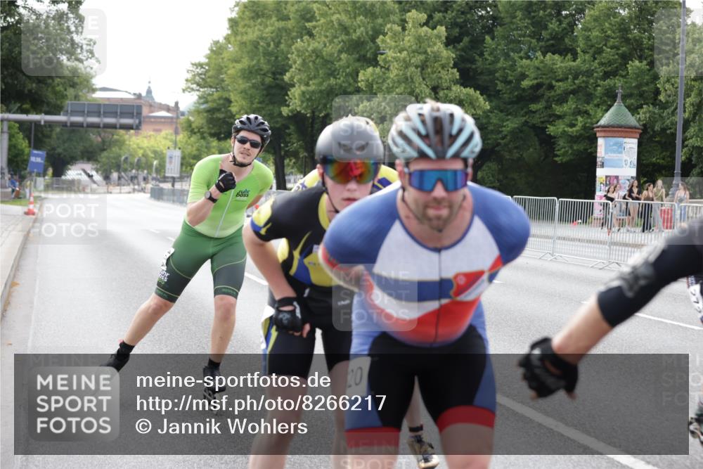 29.06.2025 - hella hamburg halbmarathon Jannik Wohlers http://msf.ph/oto/8266217 29.06.2025 08:50:45 Lombardsbrücke  meine-sportfotos.de