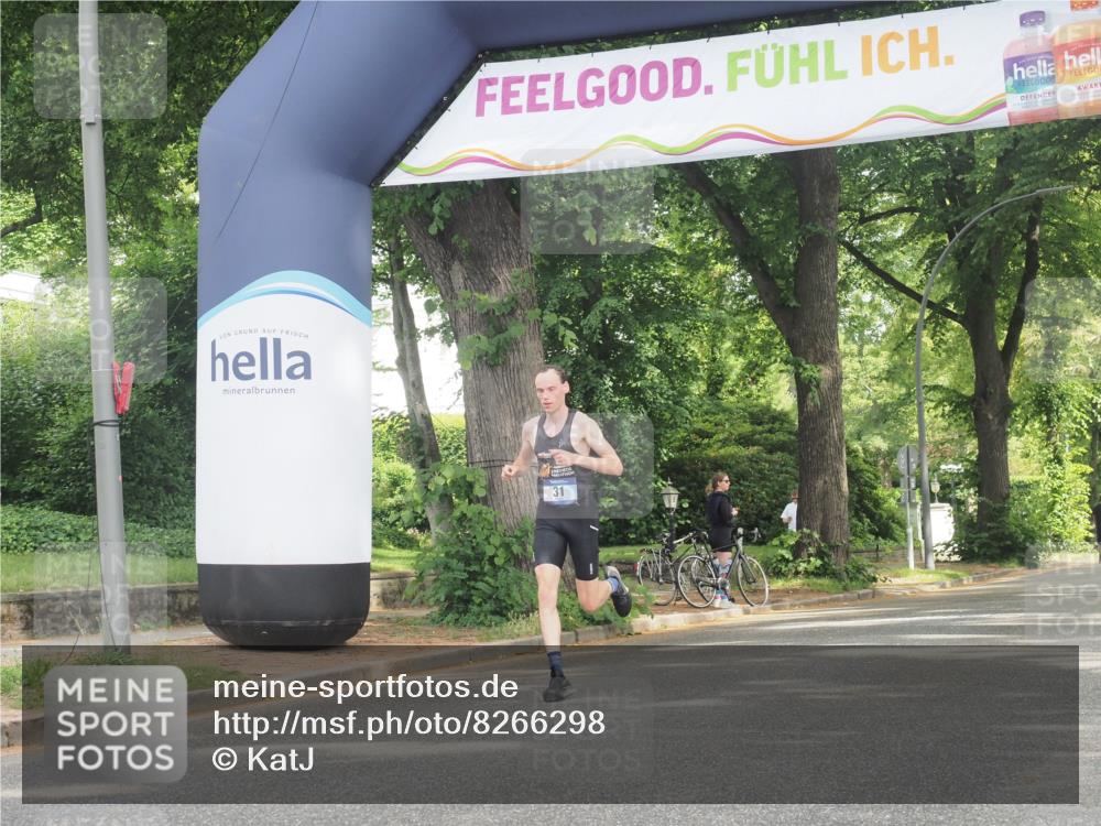 29.06.2025 - hella hamburg halbmarathon KatJ http://msf.ph/oto/8266298 29.06.2025 10:05:46 Zwischen KM18-KM19  meine-sportfotos.de