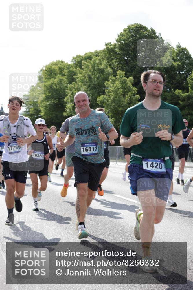 29.06.2025 - hella hamburg halbmarathon Jannik Wohlers http://msf.ph/oto/8266332 29.06.2025 10:00:49 Lombardsbrücke 1130, 1387, 1420, 1726, 2006, 2091, 2354, 2363, 2490, 2936, 3625, 4068, 4238, 4249, 4319, 4370, 0000, 6487, 6531, 6591, 6835, 6924, 7846, 8045, 8046, 9932, 10188, 10383, 10576, 11465, 11937, 12206, 12261, 13516, 15083, 15240, 15726, 15838, 16401, 16517, 16530, 16594, 16602, 16786, 17387, 17543, 17739, 18029, 18327, 18355, 18452, 18759, 18796, 18833, 19002, 19003 meine-sportfotos.de