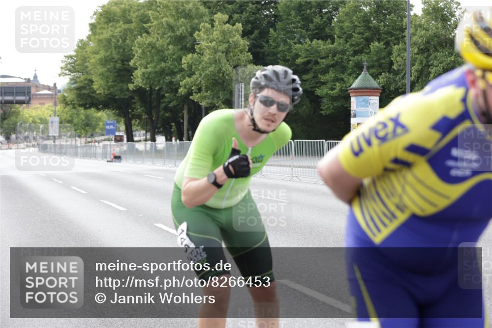 29.06.2025 - hella hamburg halbmarathon Jannik Wohlers http://msf.ph/oto/8266453 29.06.2025 08:50:45 Lombardsbrücke  meine-sportfotos.de