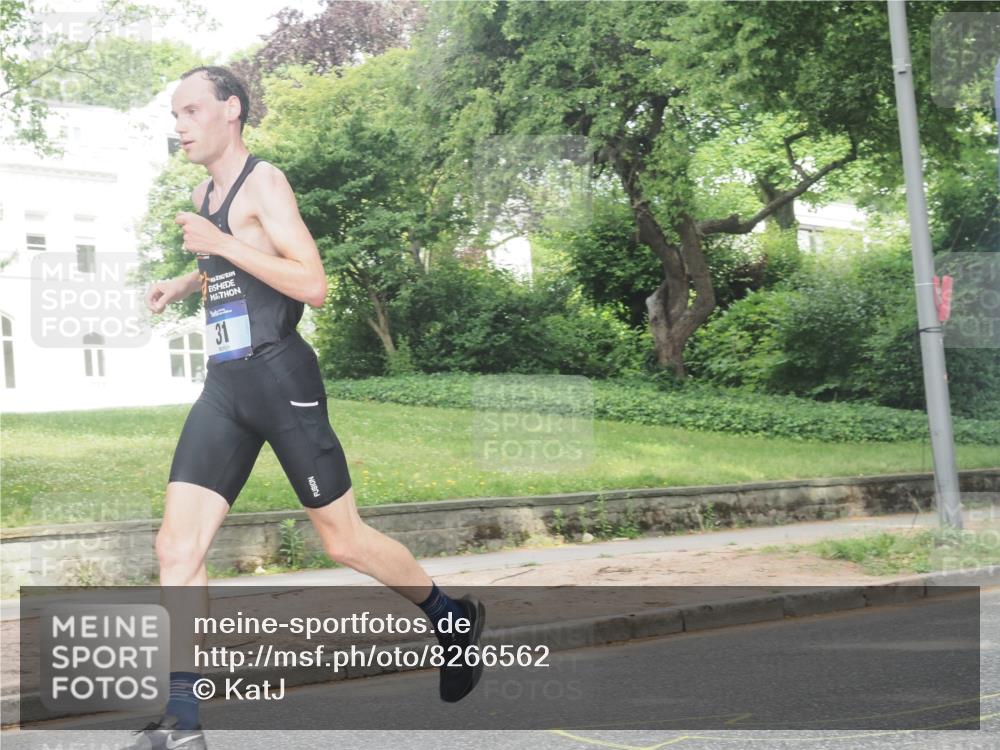 29.06.2025 - hella hamburg halbmarathon KatJ http://msf.ph/oto/8266562 29.06.2025 10:05:48 Zwischen KM18-KM19 31 meine-sportfotos.de