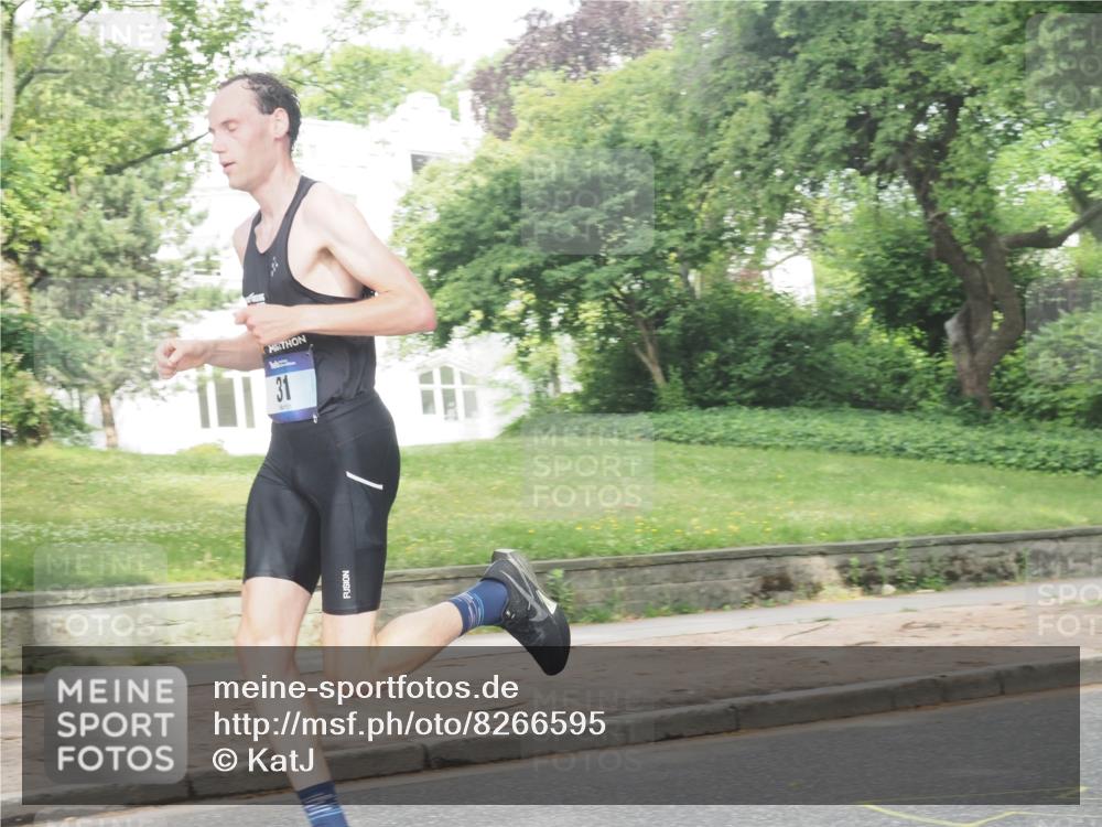 29.06.2025 - hella hamburg halbmarathon KatJ http://msf.ph/oto/8266595 29.06.2025 10:05:48 Zwischen KM18-KM19 31 meine-sportfotos.de