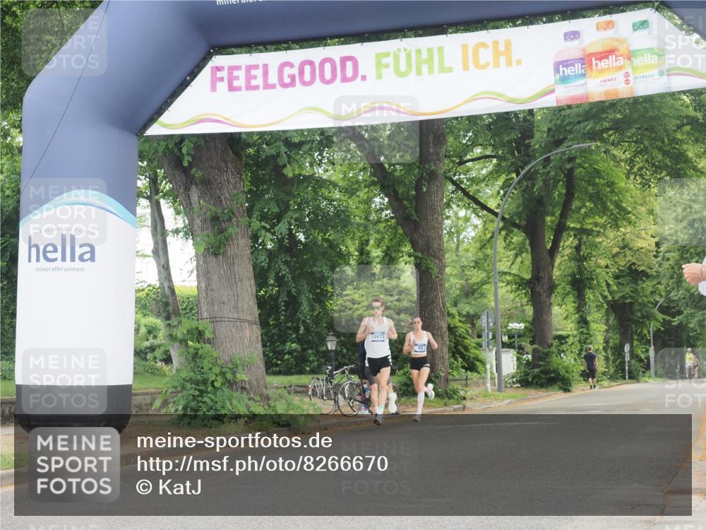 29.06.2025 - hella hamburg halbmarathon KatJ http://msf.ph/oto/8266670 29.06.2025 10:06:43 Zwischen KM18-KM19  meine-sportfotos.de