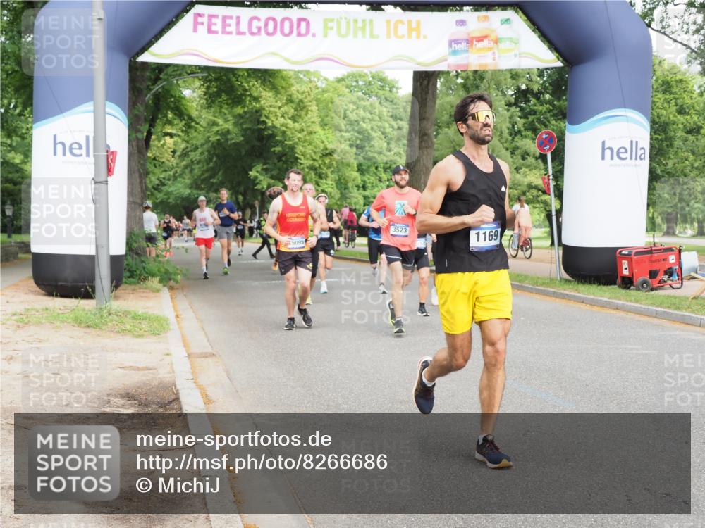 29.06.2025 - hella hamburg halbmarathon MichiJ http://msf.ph/oto/8266686 29.06.2025 10:30:39 Zwischen KM18-KM19 1169, 1512, 1903, 3523, 5124, 5690, 7363, 8359, 8694, 9815, 12098, 14275, 14560, 15095, 15328, 17032, 17159, 17926, 18509 meine-sportfotos.de