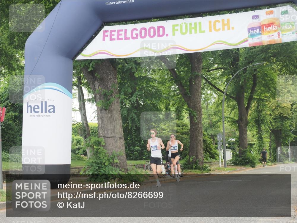 29.06.2025 - hella hamburg halbmarathon KatJ http://msf.ph/oto/8266699 29.06.2025 10:06:44 Zwischen KM18-KM19  meine-sportfotos.de
