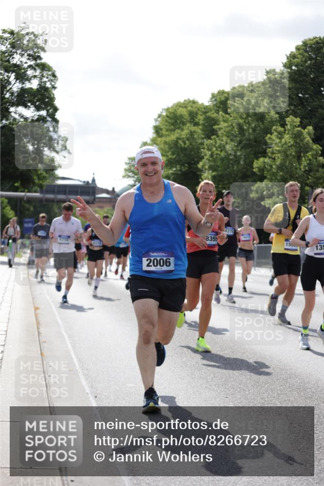 29.06.2025 - hella hamburg halbmarathon Jannik Wohlers http://msf.ph/oto/8266723 29.06.2025 10:00:52 Lombardsbrücke 1130, 1387, 1420, 2006, 2091, 2354, 2363, 2490, 2936, 3425, 4068, 4249, 4319, 4370, 4649, 5675, 6087, 0000, 6487, 6591, 6835, 6924, 7287, 7846, 8045, 8046, 9932, 10383, 10576, 11465, 11937, 13516, 13699, 14867, 15083, 15240, 15550, 15637, 15726, 15838, 16401, 16517, 16530, 16594, 16602, 16786, 17387, 17543, 17739, 17890, 18029, 18327, 18355, 18796, 18833, 19002, 19003 meine-sportfotos.de