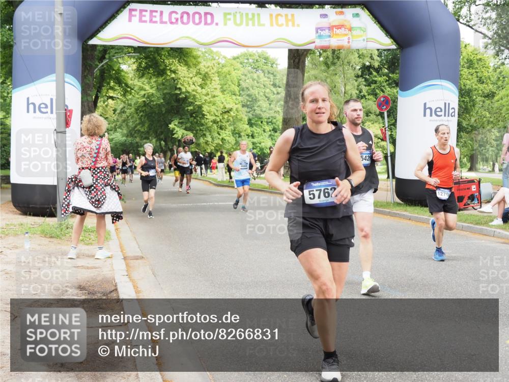 29.06.2025 - hella hamburg halbmarathon MichiJ http://msf.ph/oto/8266831 29.06.2025 10:54:43 Zwischen KM18-KM19 1079, 4169, 4666, 5762, 6517, 7685, 8971, 10372, 12418, 12790, 14436, 14869, 15429 meine-sportfotos.de