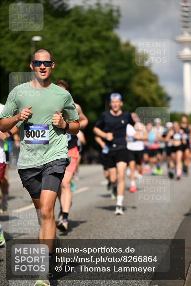 29.06.2025 - hella hamburg halbmarathon Dr. Thomas Lammeyer http://msf.ph/oto/8266864 29.06.2025 09:52:22 Kennedybrücke 1042, 1571, 1600, 2262, 3547, 4062, 4359, 4381, 5003, 5307, 6037, 6047, 6993, 7310, 7482, 7981, 8002, 8121, 8571, 9640, 9643, 10190, 10451, 10738, 10877, 11106, 11423 meine-sportfotos.de