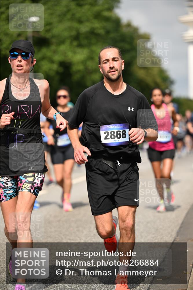 29.06.2025 - hella hamburg halbmarathon Dr. Thomas Lammeyer http://msf.ph/oto/8266884 29.06.2025 10:14:57 Kennedybrücke 1548, 1781, 2868, 4287, 5182, 5440, 5653, 5806, 8171, 8561, 8807, 8810, 10196, 11149 meine-sportfotos.de