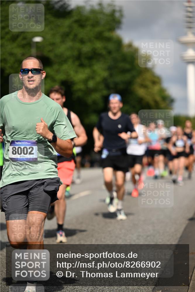 29.06.2025 - hella hamburg halbmarathon Dr. Thomas Lammeyer http://msf.ph/oto/8266902 29.06.2025 09:52:22 Kennedybrücke 1042, 1571, 1600, 2262, 3547, 4062, 4359, 4381, 5003, 5307, 6037, 6047, 6993, 7310, 7482, 7981, 8002, 8121, 8571, 9640, 9643, 10190, 10451, 10738, 10877, 11106, 11423 meine-sportfotos.de