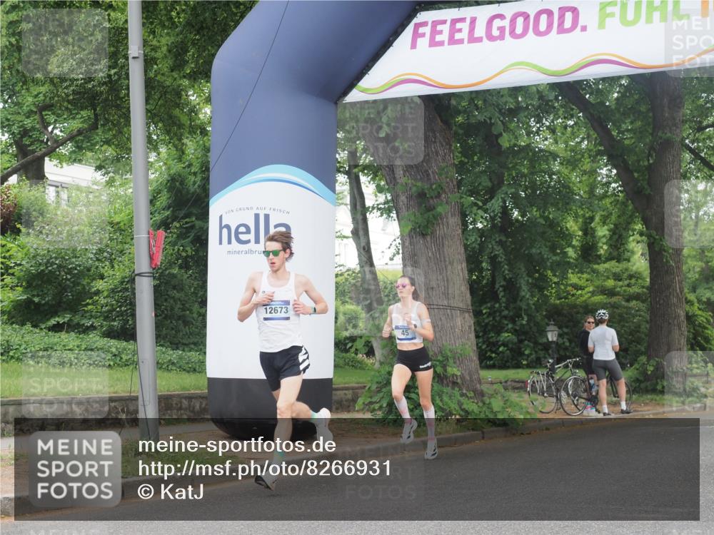 29.06.2025 - hella hamburg halbmarathon KatJ http://msf.ph/oto/8266931 29.06.2025 10:06:46 Zwischen KM18-KM19  meine-sportfotos.de