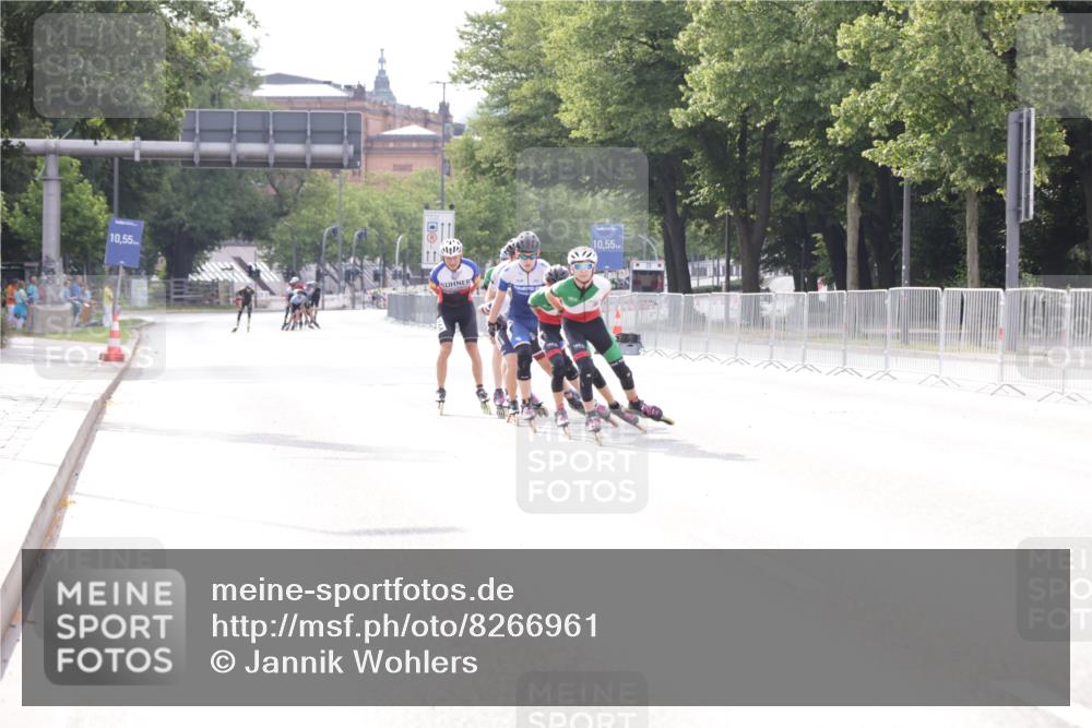 29.06.2025 - hella hamburg halbmarathon Jannik Wohlers http://msf.ph/oto/8266961 29.06.2025 08:51:10 Lombardsbrücke  meine-sportfotos.de
