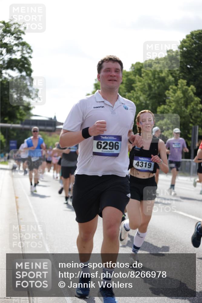 29.06.2025 - hella hamburg halbmarathon Jannik Wohlers http://msf.ph/oto/8266978 29.06.2025 10:00:56 Lombardsbrücke 1130, 1387, 1420, 2006, 2091, 2354, 2363, 2936, 3425, 3663, 4068, 4249, 4319, 4370, 4649, 5675, 6087, 0000, 6591, 6835, 6924, 7287, 7846, 8030, 8045, 8046, 8191, 8691, 10383, 10576, 11465, 11937, 12475, 13516, 13551, 13699, 14867, 15083, 15240, 15550, 15637, 15726, 16367, 16395, 16517, 16530, 16602, 16754, 17387, 17543, 17739, 17890, 18290, 18327, 18355, 18796, 18833, 19002, 19003 meine-sportfotos.de