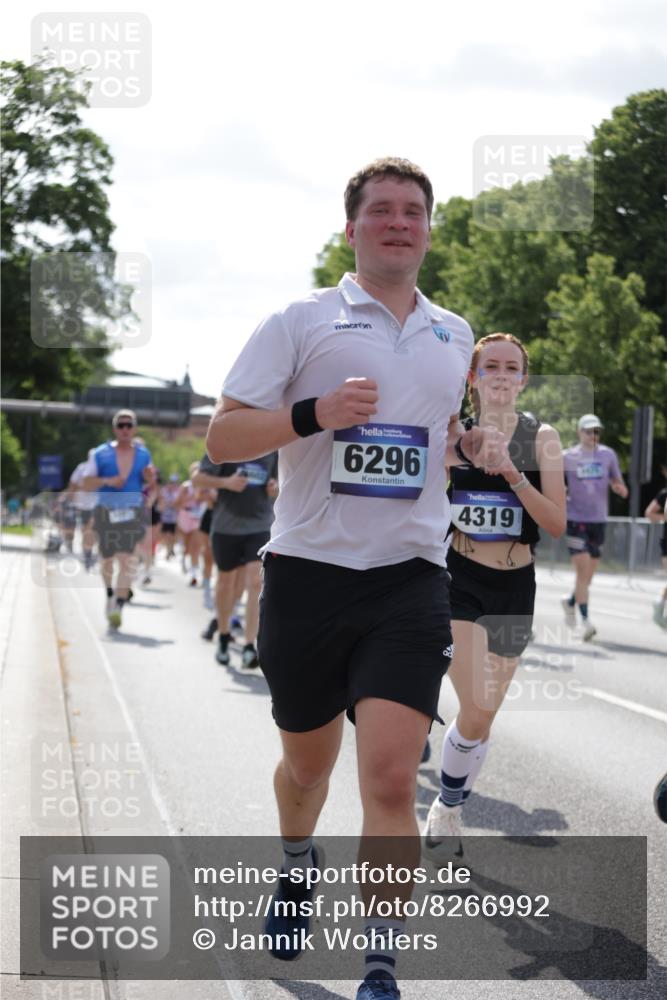 29.06.2025 - hella hamburg halbmarathon Jannik Wohlers http://msf.ph/oto/8266992 29.06.2025 10:00:56 Lombardsbrücke 1130, 1387, 1420, 2006, 2091, 2354, 2363, 2936, 3425, 3663, 4068, 4249, 4319, 4370, 4649, 5675, 6087, 0000, 6591, 6835, 6924, 7287, 7846, 8030, 8045, 8046, 8191, 8691, 10383, 10576, 11465, 11937, 12475, 13516, 13551, 13699, 14867, 15083, 15240, 15550, 15637, 15726, 16367, 16395, 16517, 16530, 16602, 16754, 17387, 17543, 17739, 17890, 18290, 18327, 18355, 18796, 18833, 19002, 19003 meine-sportfotos.de