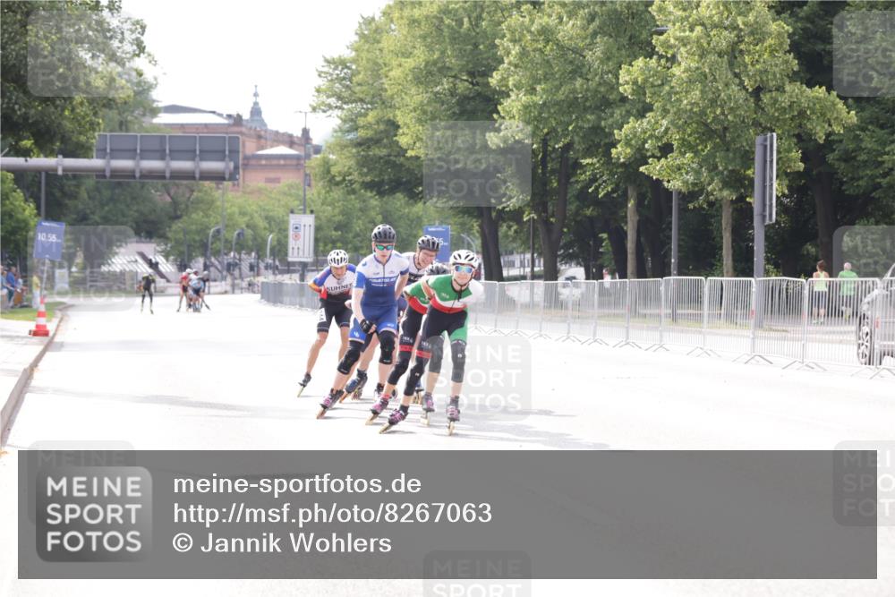 29.06.2025 - hella hamburg halbmarathon Jannik Wohlers http://msf.ph/oto/8267063 29.06.2025 08:51:11 Lombardsbrücke  meine-sportfotos.de
