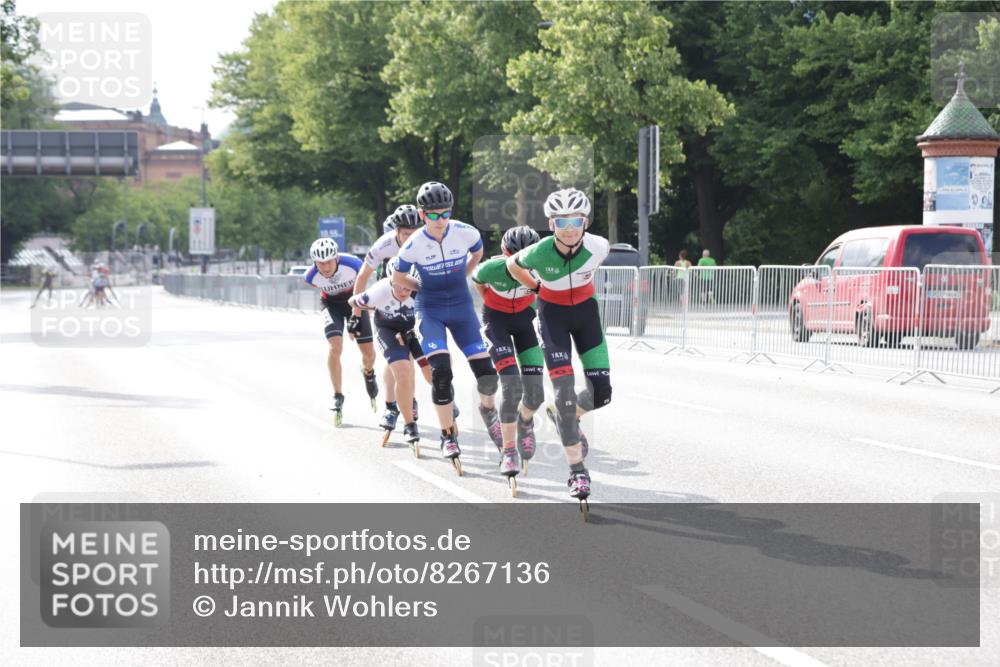 29.06.2025 - hella hamburg halbmarathon Jannik Wohlers http://msf.ph/oto/8267136 29.06.2025 08:51:12 Lombardsbrücke  meine-sportfotos.de