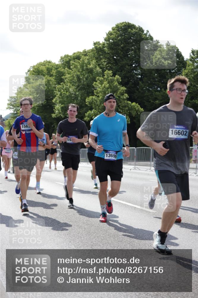 29.06.2025 - hella hamburg halbmarathon Jannik Wohlers http://msf.ph/oto/8267156 29.06.2025 10:00:59 Lombardsbrücke 1387, 1420, 2006, 2091, 2354, 2363, 3199, 3425, 3663, 4068, 4249, 4319, 4322, 4370, 4649, 5570, 5675, 6087, 6281, 0000, 6591, 6924, 7287, 7846, 8030, 8045, 8046, 8191, 8691, 10383, 10576, 11465, 12475, 13516, 13551, 13699, 14867, 15083, 15240, 15550, 15637, 15726, 16063, 16367, 16395, 16517, 16530, 16602, 16754, 17387, 17441, 17543, 17739, 17890, 18290, 18327, 18355, 18716, 18717, 18796, 18833, 19002, 19003, 19160 meine-sportfotos.de