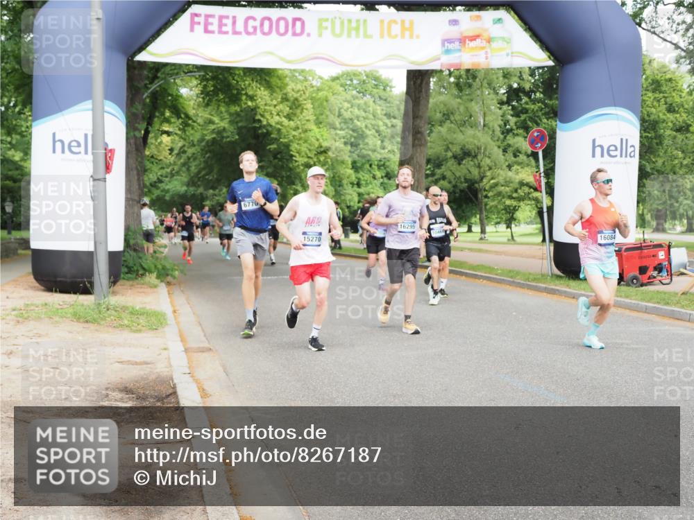 29.06.2025 - hella hamburg halbmarathon MichiJ http://msf.ph/oto/8267187 29.06.2025 10:30:43 Zwischen KM18-KM19 1169, 1512, 3523, 8359, 8694, 9815, 14275, 14560, 15095, 15935, 16084, 16295, 17926, 18330, 18509, 18559 meine-sportfotos.de