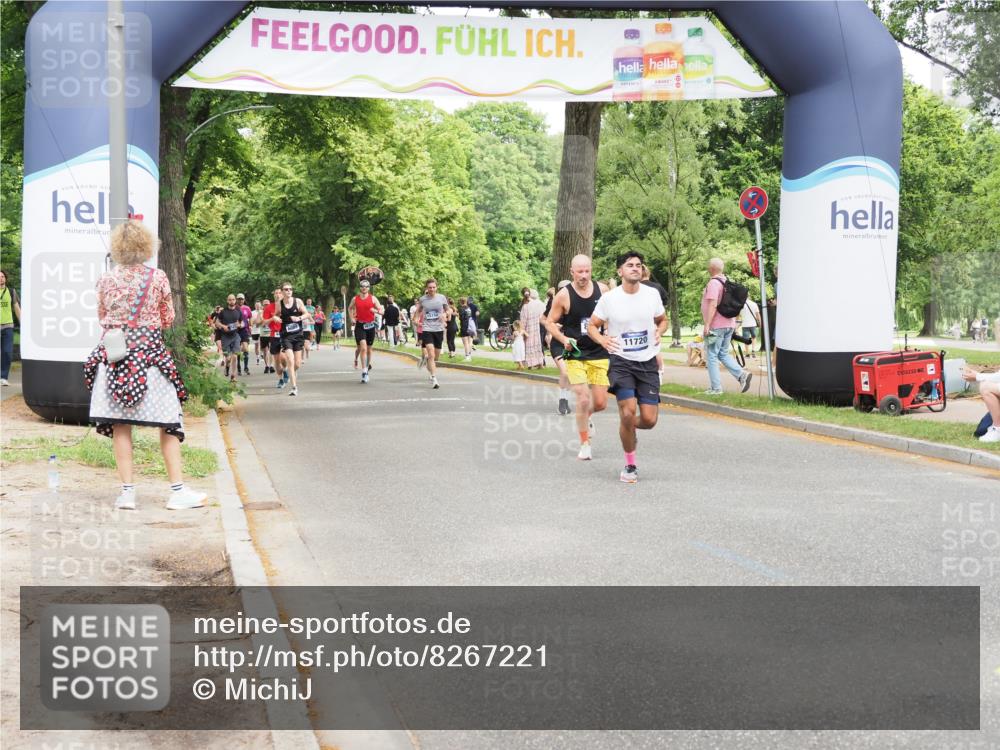 29.06.2025 - hella hamburg halbmarathon MichiJ http://msf.ph/oto/8267221 29.06.2025 10:54:48 Zwischen KM18-KM19 4666, 7685, 8279, 8971, 10372, 11720, 12418, 12790, 14436, 14869, 15429 meine-sportfotos.de