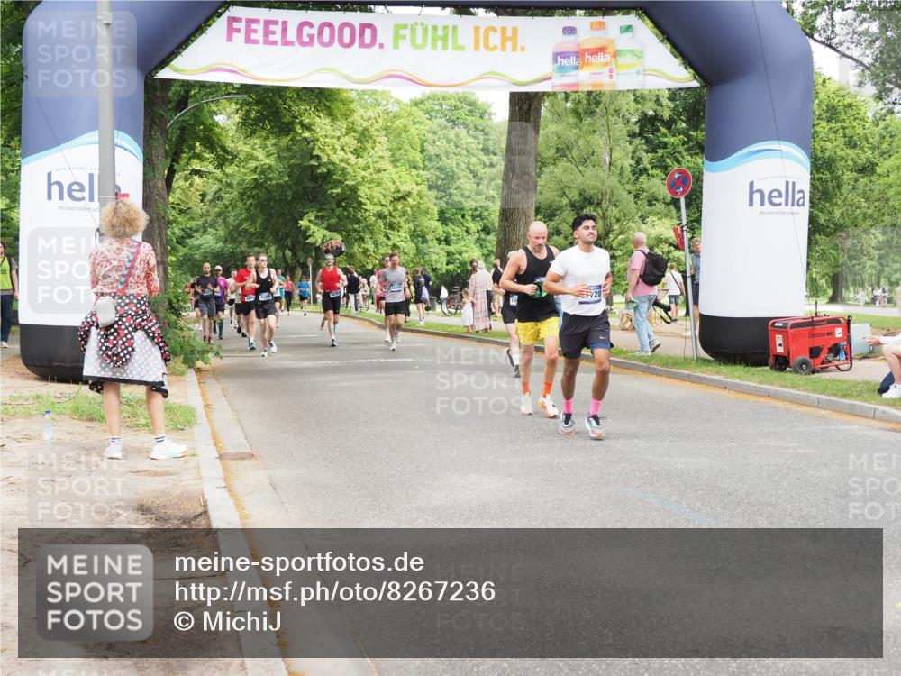 29.06.2025 - hella hamburg halbmarathon MichiJ http://msf.ph/oto/8267236 29.06.2025 10:54:49 Zwischen KM18-KM19 4666, 8279, 10372, 10791, 11720, 12790, 14436 meine-sportfotos.de