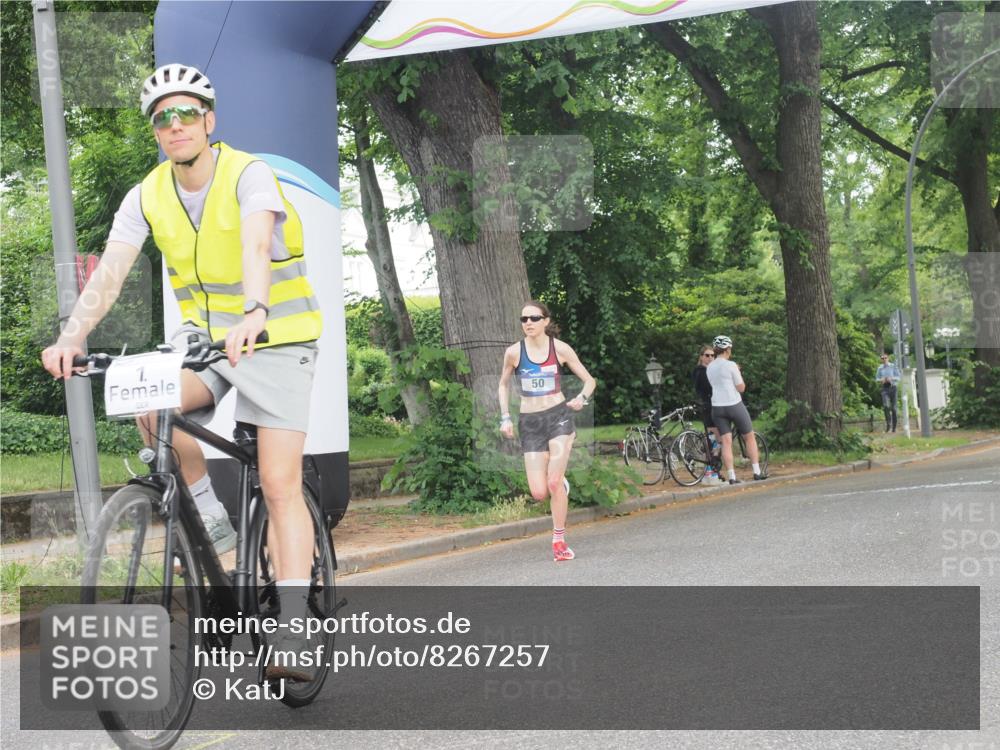 29.06.2025 - hella hamburg halbmarathon KatJ http://msf.ph/oto/8267257 29.06.2025 10:07:04 Zwischen KM18-KM19  meine-sportfotos.de
